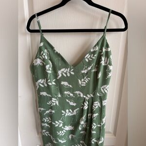 Green white detail dress XL